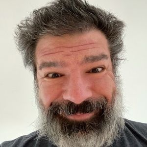 Meet your Posher, Luciano